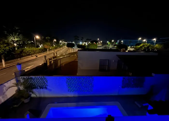 The Yumbo Pearl Playa del Inglés