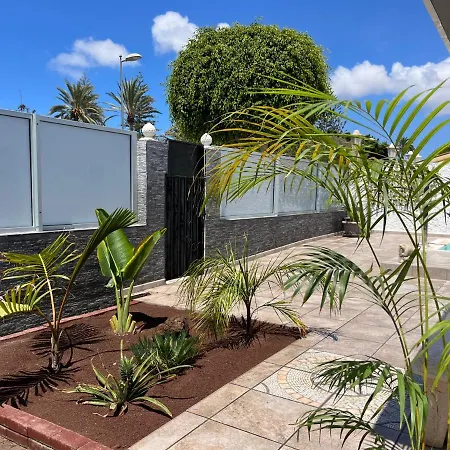 The Yumbo Pearl Vila Playa del Inglés