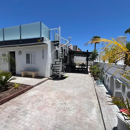 The Yumbo Pearl Playa del Inglés
