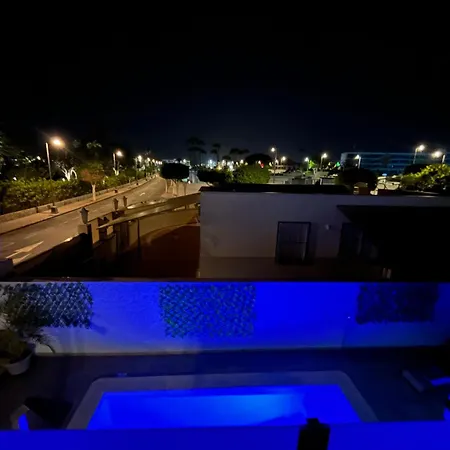 The Yumbo Pearl Playa del Inglés