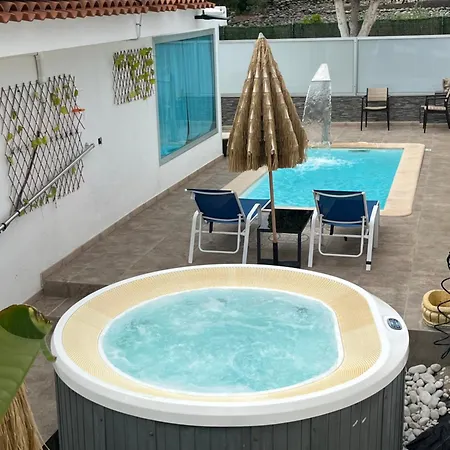 The Yumbo Pearl * Playa del Ingles (Gran Canaria)