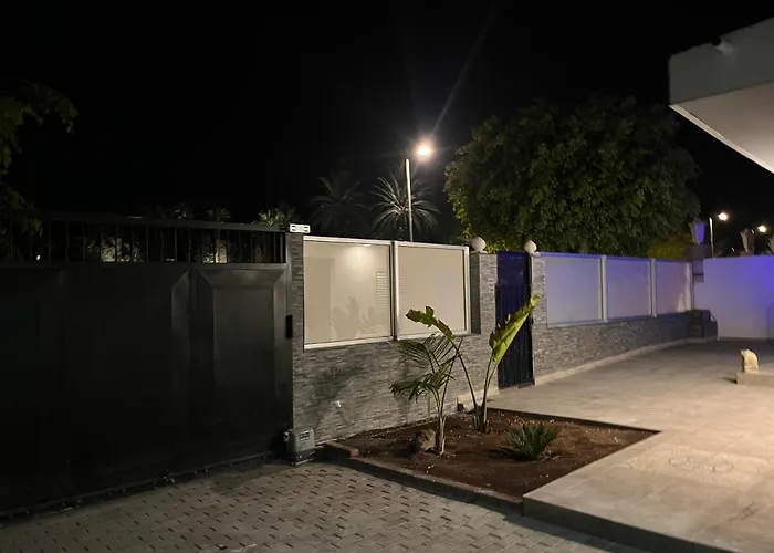 The Yumbo Pearl * Playa del Ingles (Gran Canaria)