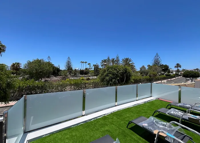 The Yumbo Pearl Vila