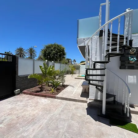 Вилла The Yumbo Pearl *